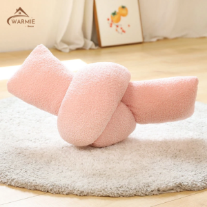 Gối decor phòng ngủ